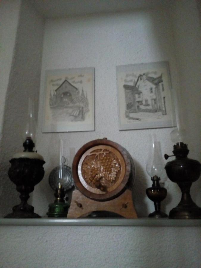 Ferienwohnung Ehlen Im Alten Winzerhaus Zeltingen-Rachtig Esterno foto