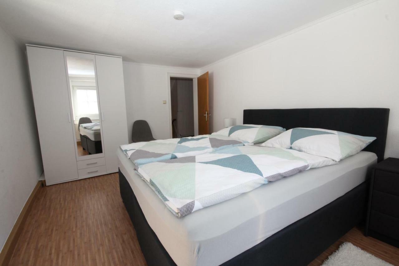 Ferienwohnung Ehlen Im Alten Winzerhaus Zeltingen-Rachtig Esterno foto