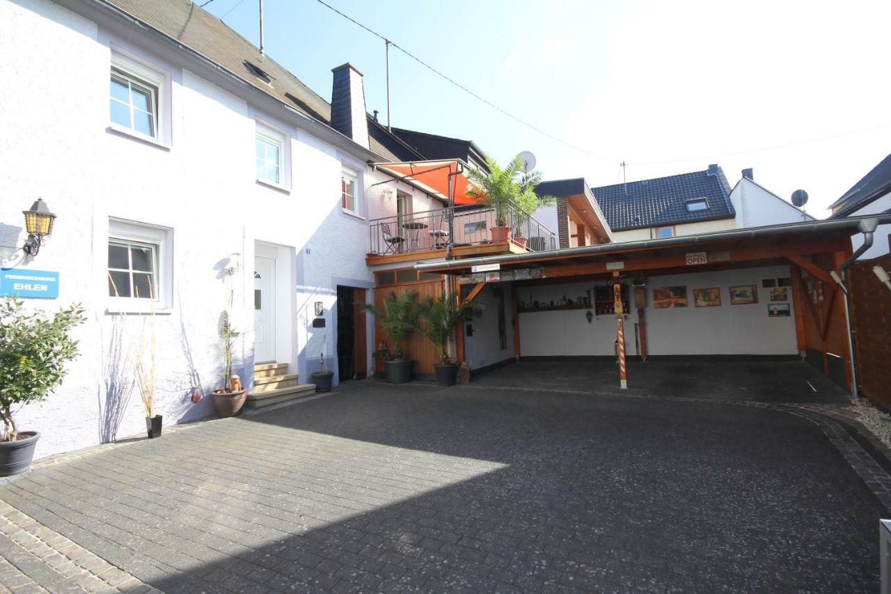Ferienwohnung Ehlen Im Alten Winzerhaus Zeltingen-Rachtig Esterno foto